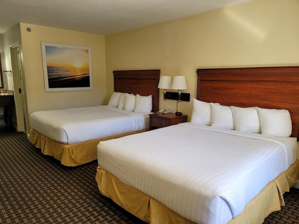 Days Inn By Wyndham Port Charlotte Town Center Екстериор снимка